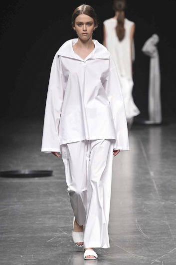 Fotoservizio/SS 2017/WOMEN/LUCIO VANOTTI/DP2/6
