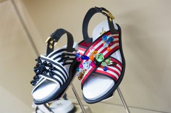 Fotoservizio/SS 2017/WOMEN/CAR SHOE/DP2/12