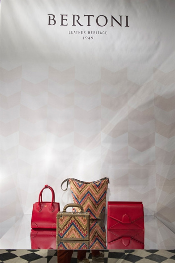 Fotoservizio/SS 2017/WOMEN/BERTONI 1949/DP2/23