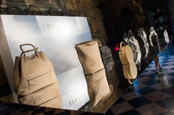 Fotoservizio/SS 2017/WOMEN/BERTONI 1949/DP2/76