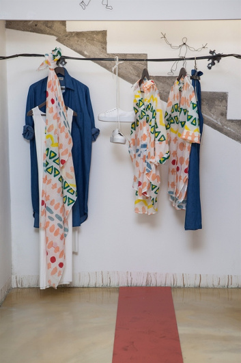 Fotoservizio/SS 2017/WOMEN/MIDALI TOUJOURS/DP2/9