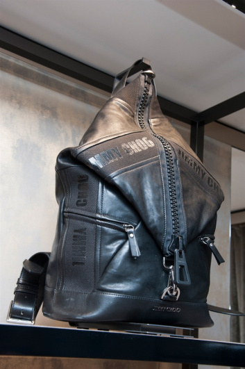 Fotoservizio/FW 2017-2018/MEN/JIMMY CHOO/DP2/106