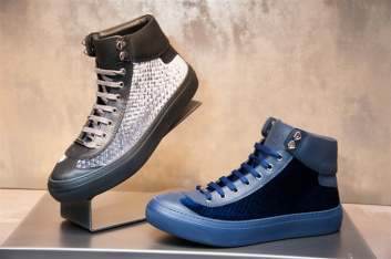 Fotoservizio/FW 2017-2018/MEN/JIMMY CHOO/DP2/124