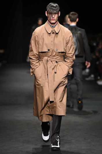 Fotoservizio/FW 2017-2018/MEN/VERSACE/DP2/12