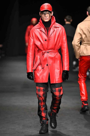 Fotoservizio/FW 2017-2018/MEN/VERSACE/DP2/0