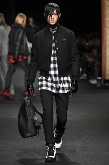 Fotoservizio/FW 2017-2018/MEN/VERSACE/DP2/4