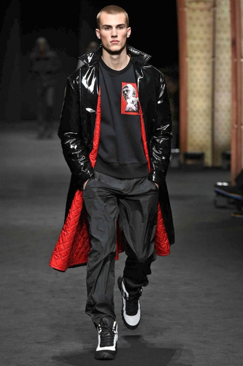 Fotoservizio/FW 2017-2018/MEN/VERSACE/DP2/10