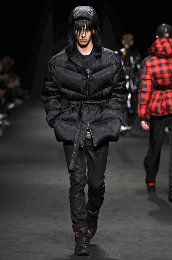 Fotoservizio/FW 2017-2018/MEN/VERSACE/DP2/17