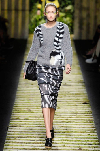 Fotoservizio/SS 2017/WOMEN/MAX MARA/DP2/41