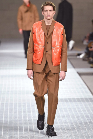 Fotoservizio/FW 2017-2018/MEN/DIRK BIKKEMBERGS/DP2/1
