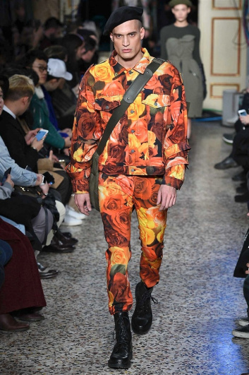 Fotoservizio/FW 2017-2018/MEN/MOSCHINO/DP2/7