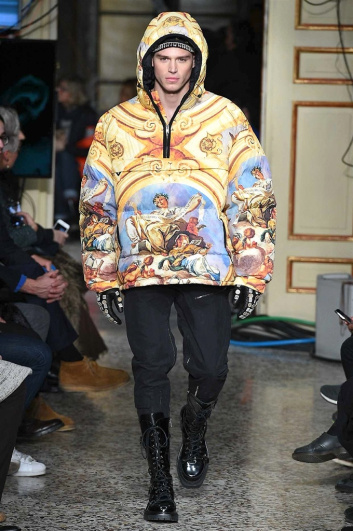 Fotoservizio/FW 2017-2018/MEN/MOSCHINO/DP2/4