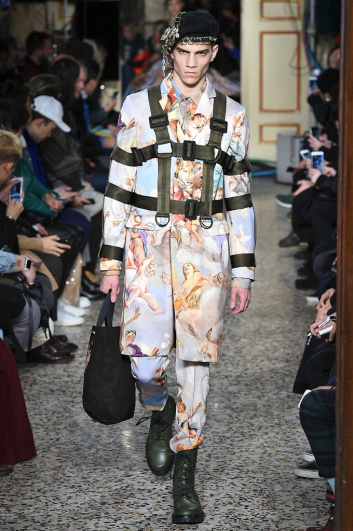 Fotoservizio/FW 2017-2018/MEN/MOSCHINO/DP2/8