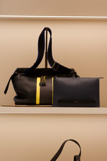 Fotoservizio/FW 2017-2018/MEN/FURLA/DP2/65