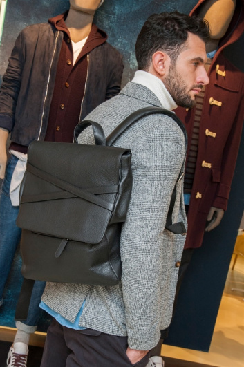 Fotoservizio/FW 2017-2018/MEN/ELEVENTY/DP2/12