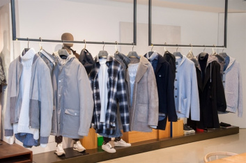Fotoservizio/FW 2017-2018/MEN/ELEVENTY/DP2/19