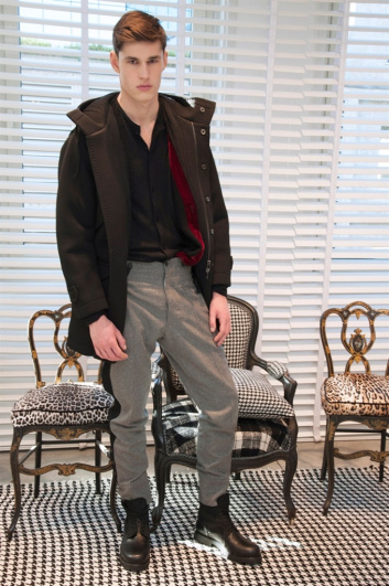 Fotoservizio/FW 2017-2018/MEN/ERMANNO SCERVINO/DP2/0