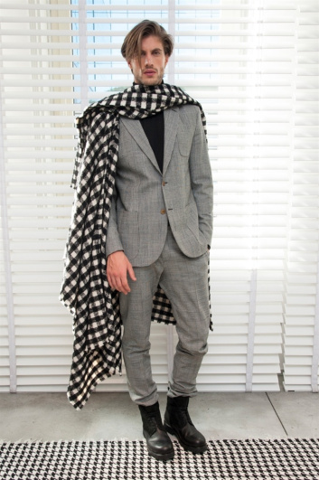 Fotoservizio/FW 2017-2018/MEN/ERMANNO SCERVINO/DP2/22