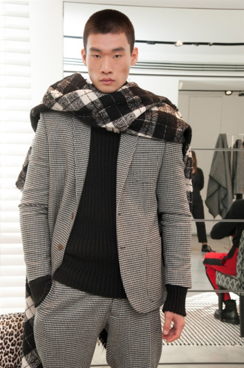 Fotoservizio/FW 2017-2018/MEN/ERMANNO SCERVINO/DP2/38
