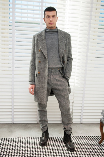 Fotoservizio/FW 2017-2018/MEN/ERMANNO SCERVINO/DP2/77