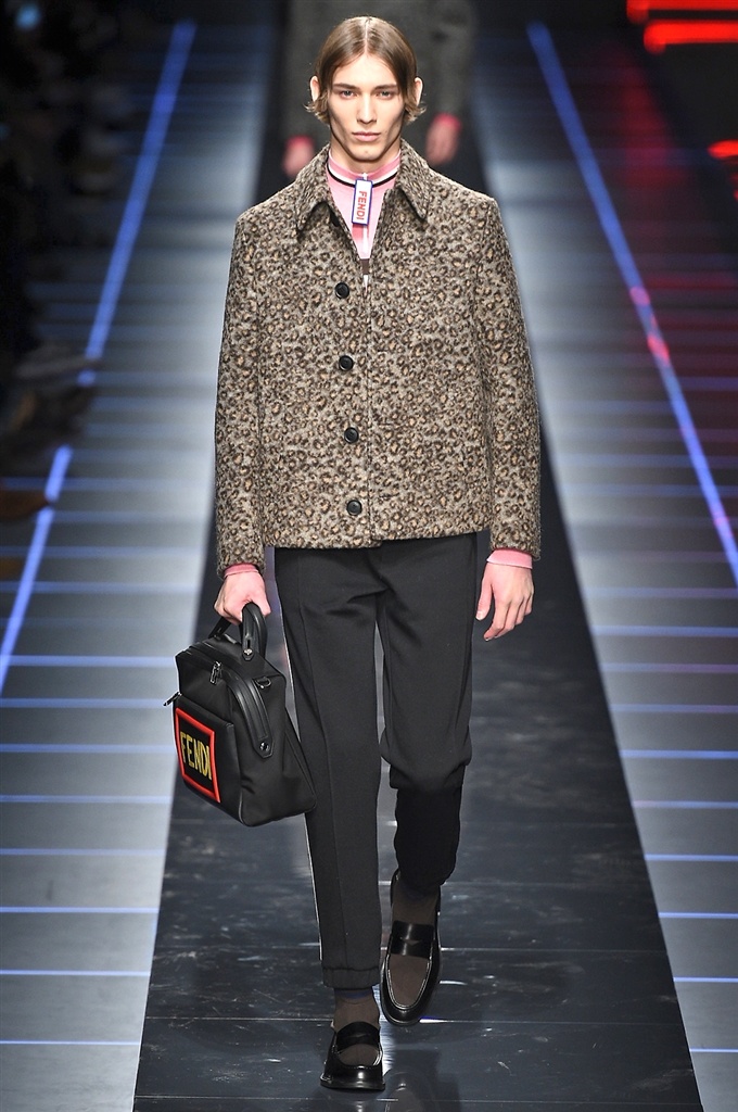 Fotoservizio/FW 2017-2018/MEN/FENDI/DP2/3