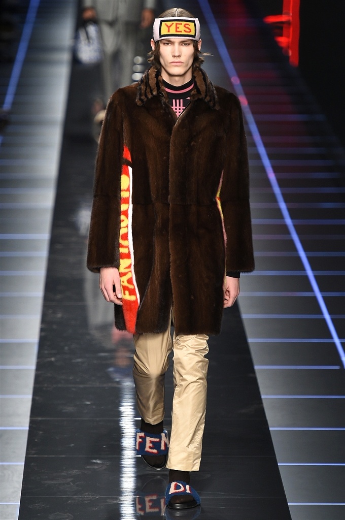 Fotoservizio/FW 2017-2018/MEN/FENDI/DP2/2