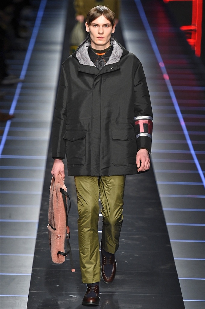 Fotoservizio/FW 2017-2018/MEN/FENDI/DP2/8