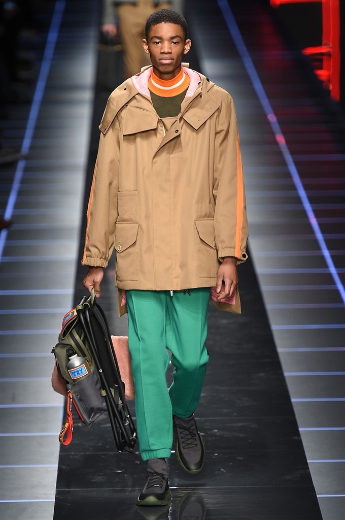 Fotoservizio/FW 2017-2018/MEN/FENDI/DP2/3