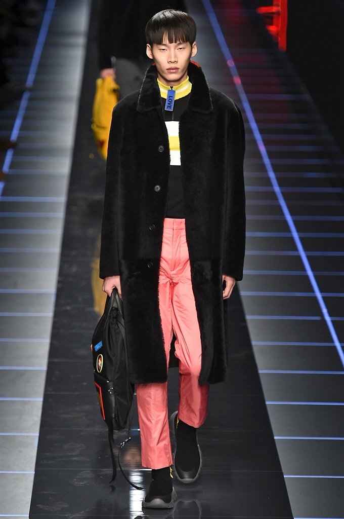 Fotoservizio/FW 2017-2018/MEN/FENDI/DP2/8