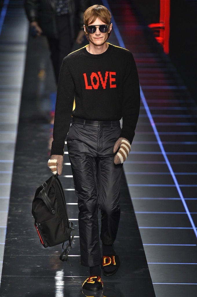 Fotoservizio/FW 2017-2018/MEN/FENDI/DP2/12