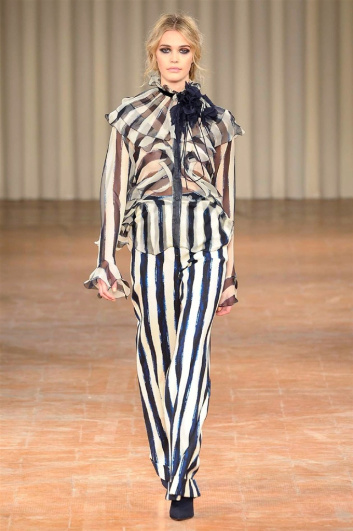 Fotoservizio/FW 2017-2018/WOMEN/ALBERTA FERRETTI/DP2/4