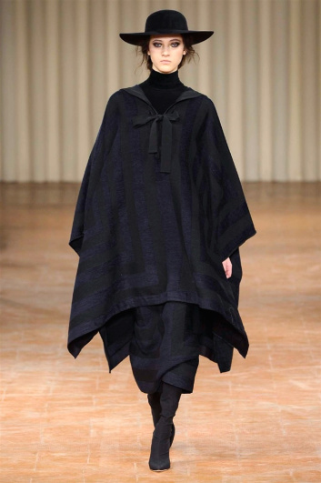 Fotoservizio/FW 2017-2018/WOMEN/ALBERTA FERRETTI/DP2/0