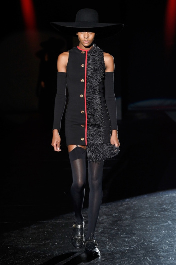 Fotoservizio/FW 2017-2018/WOMEN/FAUSTO PUGLISI/DP2/3