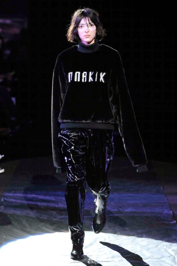 Fotoservizio/FW 2017-2018/WOMEN/ANNAKIKI/DP2/0