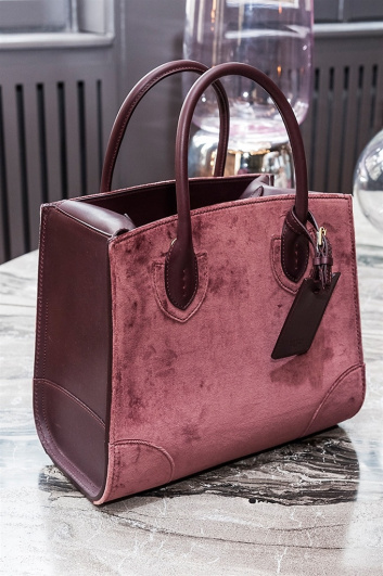 Fotoservizio/FW 2017-2018/WOMEN/BERTONI 1949/DP2/12