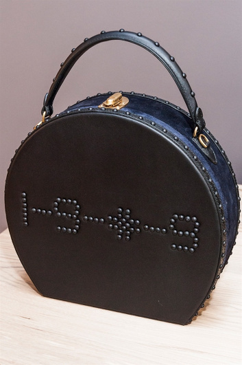 Fotoservizio/FW 2017-2018/WOMEN/BERTONI 1949/DP2/24