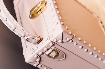 Fotoservizio/FW 2017-2018/WOMEN/BERTONI 1949/DP2/28