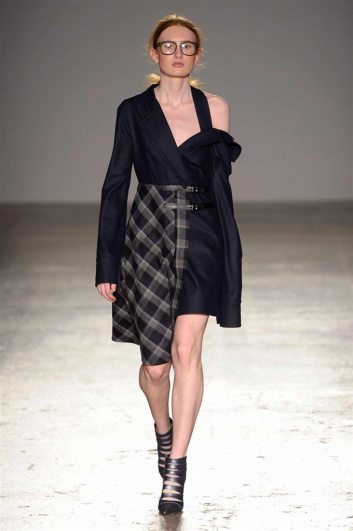 Fotoservizio/FW 2017-2018/WOMEN/GRINKO/DP2/0
