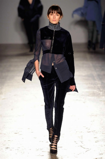 Fotoservizio/FW 2017-2018/WOMEN/GRINKO/DP2/7