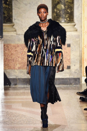 Fotoservizio/FW 2017-2018/WOMEN/ANGELO MARANI/DP2/27