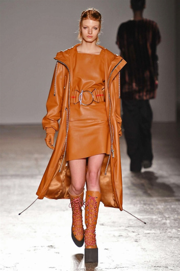 Fotoservizio/FW 2017-2018/WOMEN/CRISTIANO BURANI/DP2/2