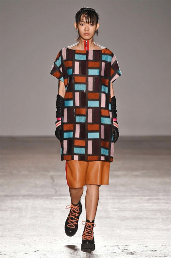 Fotoservizio/FW 2017-2018/WOMEN/CRISTIANO BURANI/DP2/3
