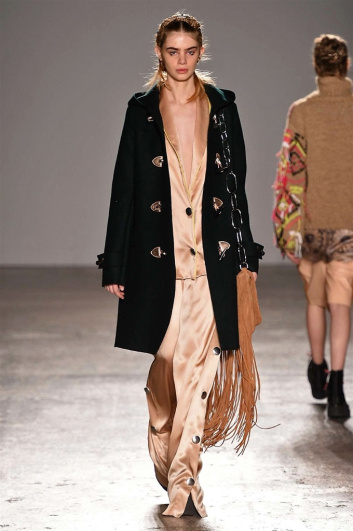 Fotoservizio/FW 2017-2018/WOMEN/CRISTIANO BURANI/DP2/7