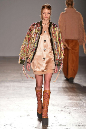 Fotoservizio/FW 2017-2018/WOMEN/CRISTIANO BURANI/DP2/9