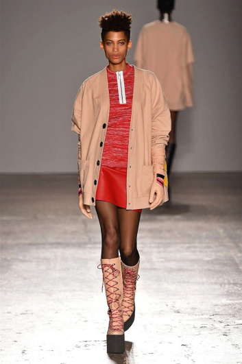 Fotoservizio/FW 2017-2018/WOMEN/CRISTIANO BURANI/DP2/15