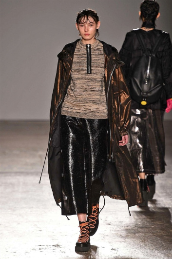 Fotoservizio/FW 2017-2018/WOMEN/CRISTIANO BURANI/DP2/5