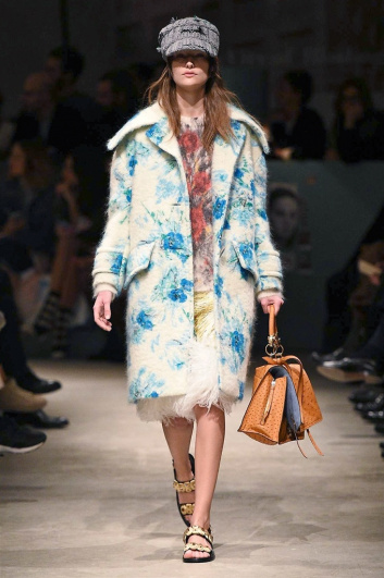 Fotoservizio/FW 2017-2018/WOMEN/PRADA/DP2/7