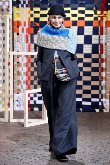Fotoservizio/FW 2017-2018/WOMEN/DANIELA GREGIS/DP2/4