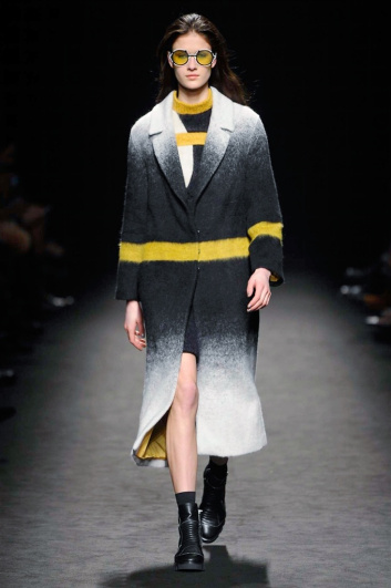 Fotoservizio/FW 2017-2018/WOMEN/BYBLOS/DP2/0