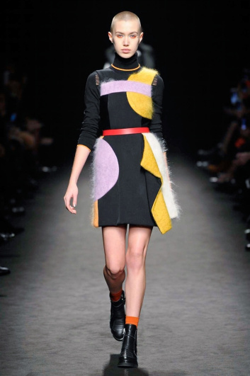 Fotoservizio/FW 2017-2018/WOMEN/BYBLOS/DP2/1